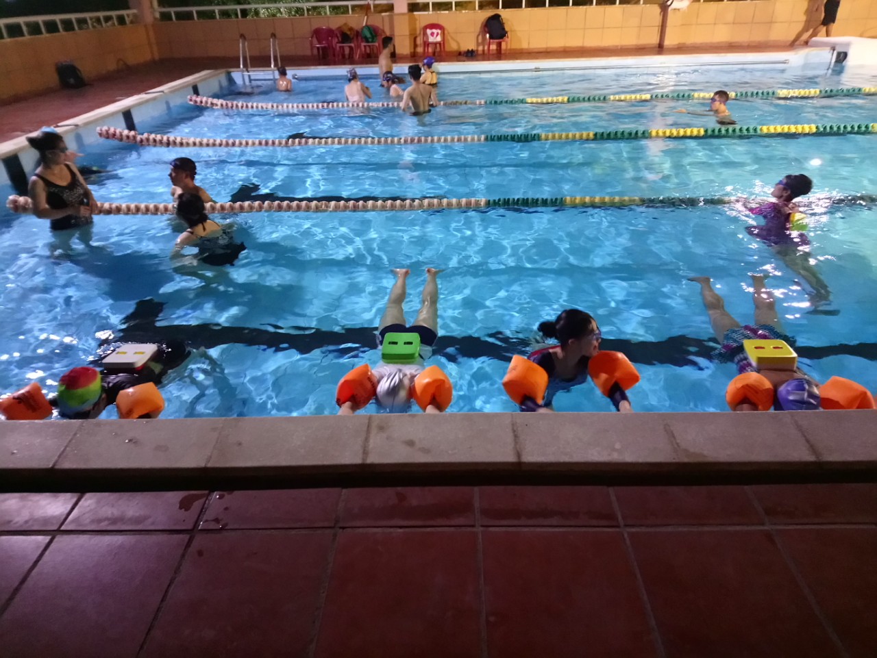 Khóa Học Bơi Ở Quận 5 - Cam Kết Biết Bơi Từ 5 - 7 Buổi