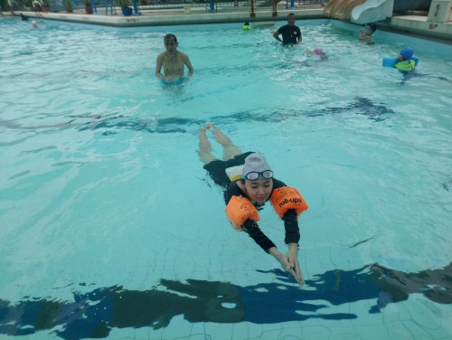 Lớp học bơi ở Quận 11 đào tạo từ cơ bản đến nâng cao tại TPHCM