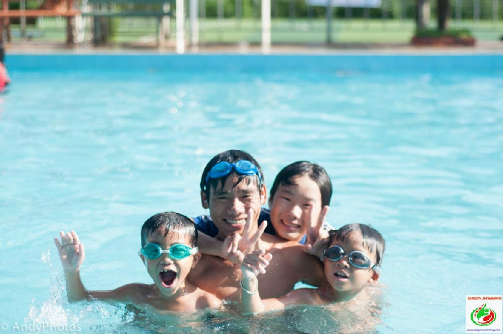 Lớp dạy bơi trẻ em uy tín, chất lượng tại TPHCM